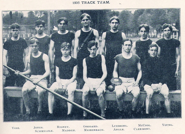 The 1905 Track Team.